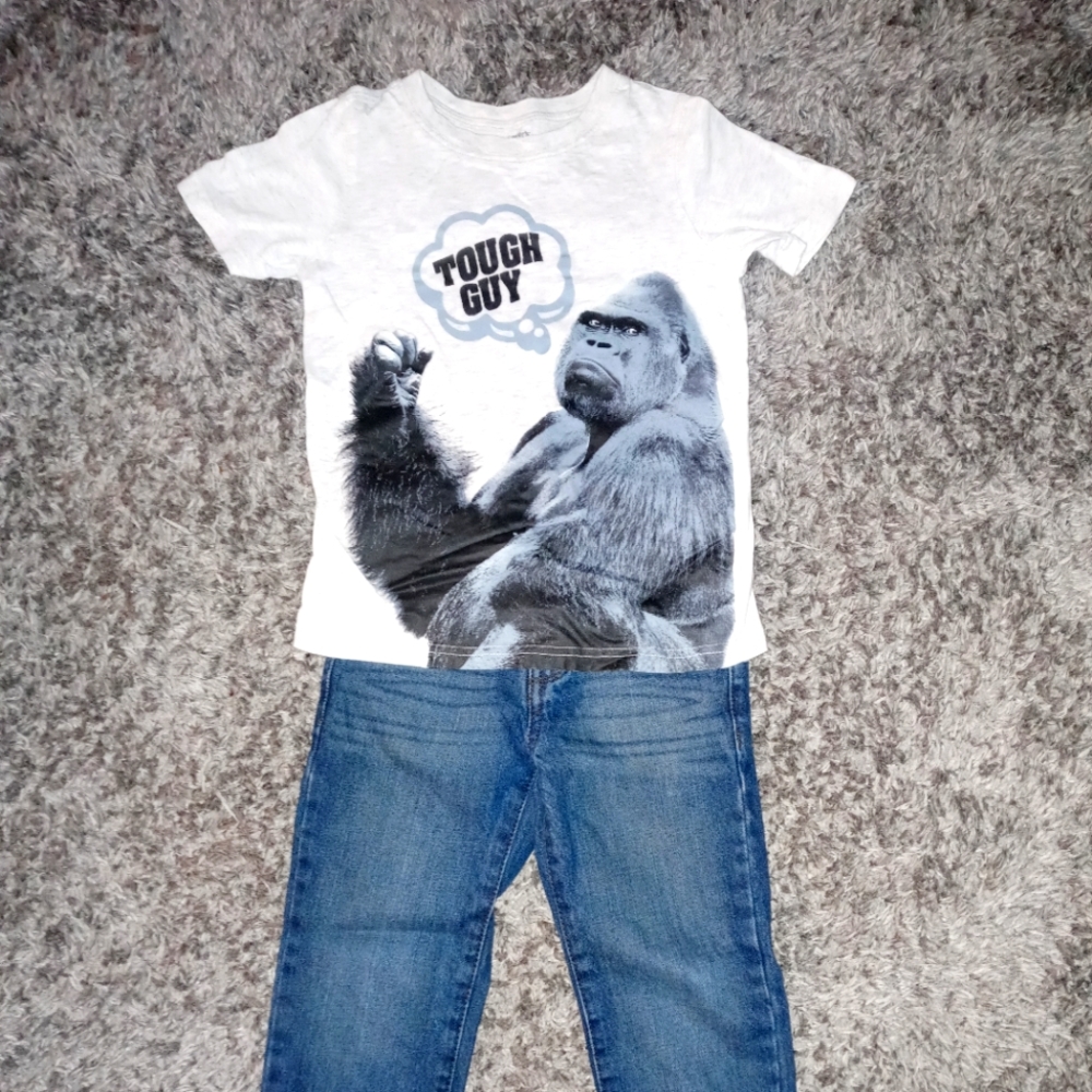 Boy size 5 pants and shirt